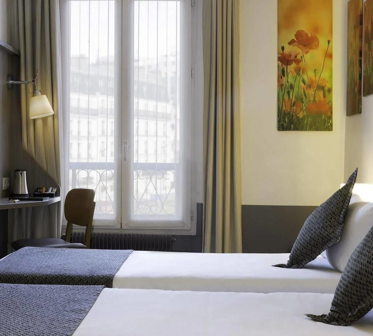 Contact Hotel Alize Montmartre Paris
