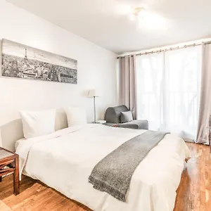 Appartamento Champs Elysees Flat, Parigi