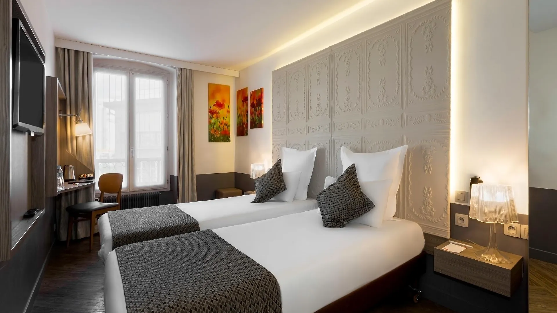 Contact Hotel Alize Montmartre Paříž